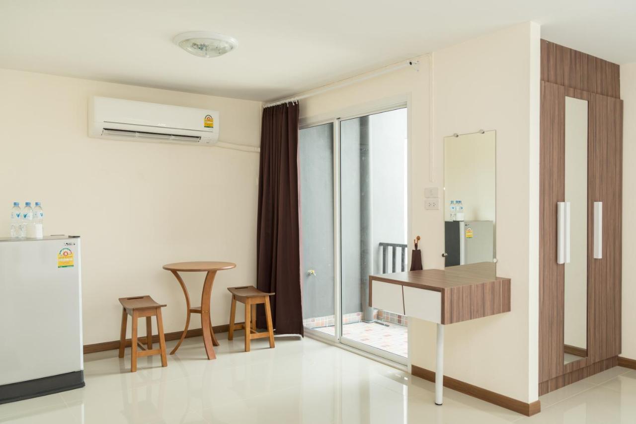 My Room Накхон Патом Екстериор снимка